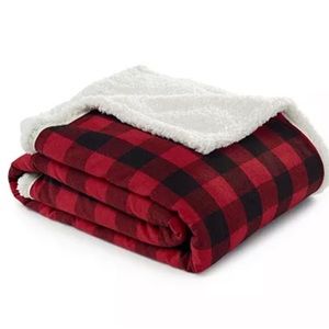 NWT Eddie Bauer Throw Blanket
